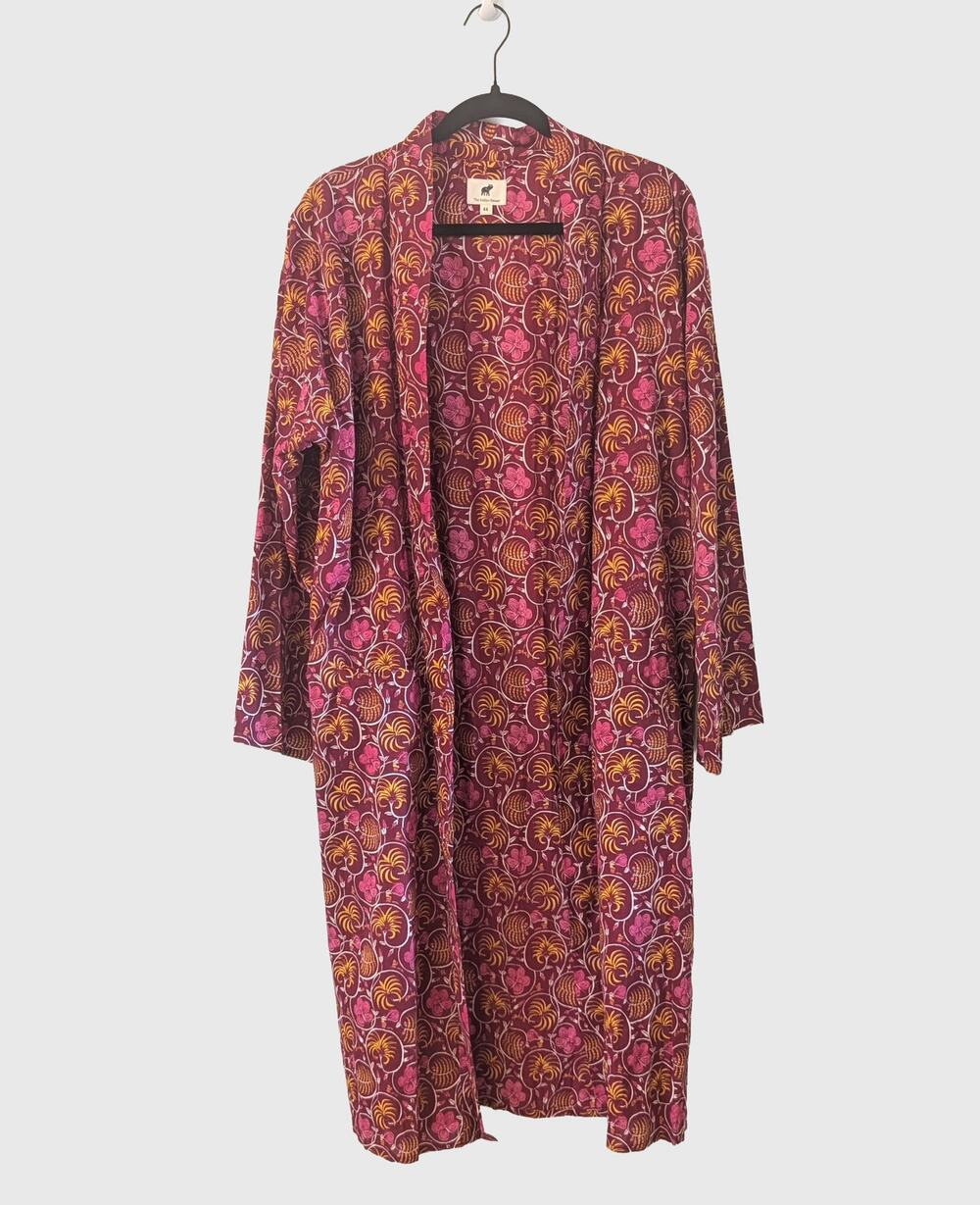 The Indian Bazaar Kimono Robe Duster  44 L Floral Burgundy Matching Tote